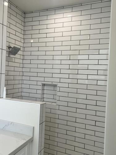 Chestnut-San-Francisco-Unit-Upgrade Master-Batrhoom