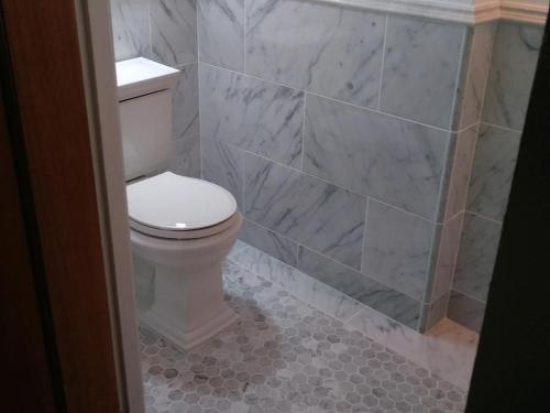 Hillsbrough-Guest-Restroom-Upgrade-Tile-work